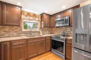 121 SW South River Drive 206, Stuart, FL 34997 Sold 09/25/24