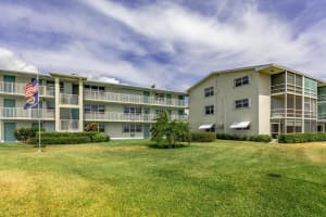 210 Horizons E 206, Boynton Beach, FL 33435 Sold 02/21/24