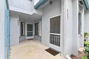607 Harbour Pointe Way, Greenacres, FL 33413 Sold 04/05/24