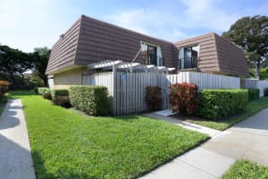 2009 20th Lane, Palm Beach Gardens, FL 33418 Sold 02/06/24