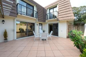 2009 20th Lane, Palm Beach Gardens, FL 33418 Sold 02/06/24