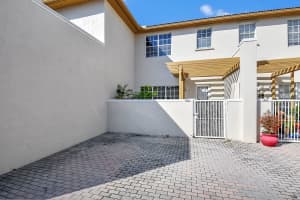 408 NW 25th Avenue, Boynton Beach, FL 33426 Sold 04/09/24