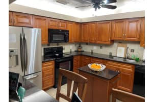 8052 Ambach Way 15a, Hypoluxo, FL 33462 Sold 02/29/24