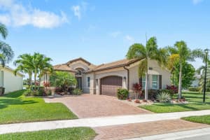 12703 Copper Mountain Pass, Boynton Beach, FL 33473 Sold 04/15/24