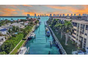 109 Paradise Harbour Boulevard 305, North Palm Beach, FL 33408 Sold 03/25/24