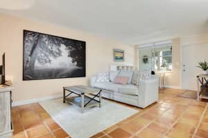 109 Paradise Harbour Boulevard 305, North Palm Beach, FL 33408 Sold 03/25/24