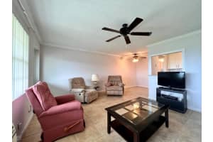 282 Chatham N, West Palm Beach, FL 33417 Sold 09/30/24