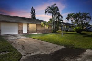 122 SE Keuka Terrace, Stuart, FL 34997 Sold 02/02/24