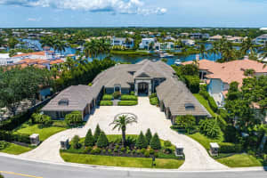 376 Eagle Drive, Jupiter, FL 33477 Sold 02/29/24