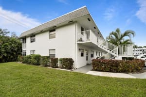 2929 SE Ocean Boulevard 127-5, Stuart, FL 34996 Sold 02/16/24