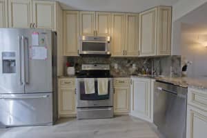 210 Foxtail Drive B, Greenacres, FL 33415 Sold 03/27/24