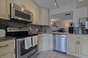 210 Foxtail Drive B, Greenacres, FL 33415 Sold 03/27/24
