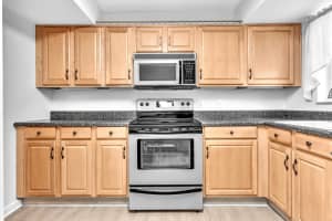 14 Colonial Club Drive 304, Boynton Beach, FL 33435 Sold 02/22/24