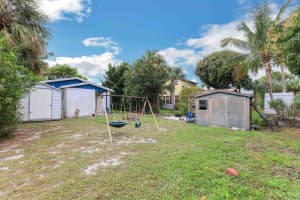 8493 SE Date Street, Hobe Sound, FL 33455 Sold 02/06/24