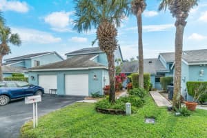 3955 Island Club Circle W, Lake Worth, FL 33462 Sold 03/22/24