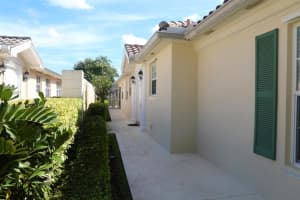 8375 Quito Place, Wellington, FL 33414 Sold 05/31/24