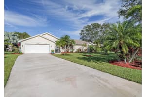 5450 2nd Place, Vero Beach, FL 32968 Sold 03/21/24