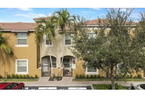 295 Lake Monterey Circle, Boynton Beach, FL 33426 Sold 03/07/24