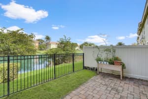 295 Lake Monterey Circle, Boynton Beach, FL 33426 Sold 03/07/24