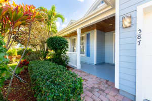 587 NE Canoe Park Circle, Port St Lucie, FL 34983 Sold 03/06/24