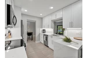 1035 NW 5th Avenue, Boca Raton, FL 33432 Sold 04/01/24