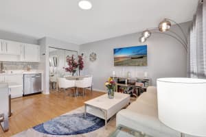 639 Executive Center Drive O-206, West Palm Beach, FL 33401 Sold 01/26/24