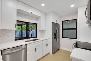 1127 E Seminole Avenue 34b, Jupiter, FL 33477 Sold 05/01/24