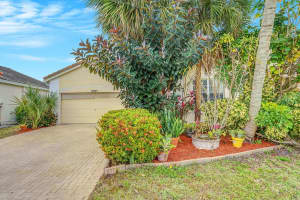 10723 Hidden Bend Way, Wellington, FL 33414 Sold 02/09/24
