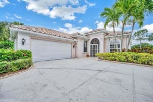 8437 SE Palm Hammock Lane, Hobe Sound, FL 33455 Sold 01/31/24