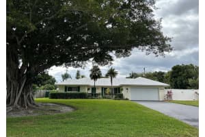 3904 Lowson Boulevard, Delray Beach, FL 33445 Sold 03/05/24