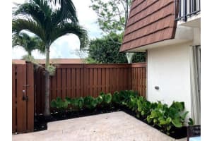 3900 County Line Road 16a, Tequesta, FL 33469 Sold 02/27/24