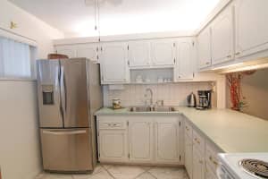 2724 S Garden Drive 204, Lake Worth, FL 33461 Sold 05/02/24