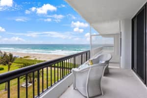2660 S Ocean Boulevard 402, Palm Beach, FL 33480 Sold 04/19/24
