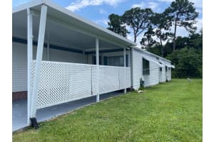 15 SE La Mesa, Port St Lucie, FL 34952 Sold 03/05/24