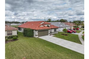 8581 Windy Circle, Boynton Beach, FL 33472 Sold 04/10/24