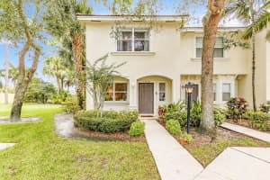 13490 Old Englishtown Road, Wellington, FL 33414 Sold 03/19/24