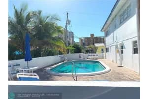 3220 NE 10th Street 10, Pompano Beach, FL 33062 Sold 04/01/24