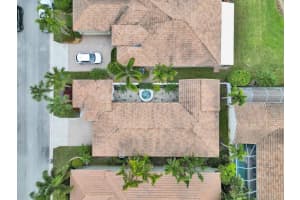 5312 Ventura Drive, Delray Beach, FL 33484 Sold 04/02/24