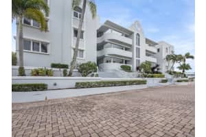 1150 SW Chapman Way 304, Palm City, FL 34990 Sold 02/29/24