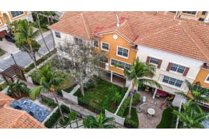 613 NE Francesca Lane, Boca Raton, FL 33487 Sold 07/03/24