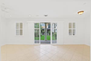 613 NE Francesca Lane, Boca Raton, FL 33487 Sold 07/03/24