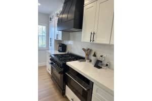 234 NW 8th Street, Boca Raton, FL 33432 Sold 03/12/24