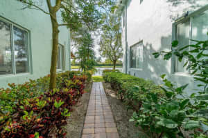 3165 Laurel Ridge Circle, Riviera Beach, FL 33404 Sold 03/08/24