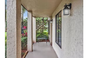 10101 Mangrove Drive 101, Boynton Beach, FL 33437 Sold 03/08/24