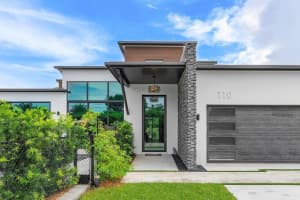 110 Wood Lane, Delray Beach, FL 33444 Sold 05/03/24