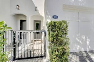 910 Hamilton Lane, Delray Beach, FL 33483 Sold 04/18/24