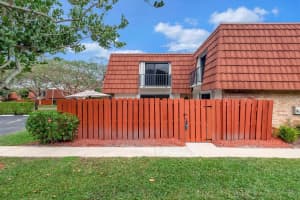 1820 San Juan Drive 22-B, Delray Beach, FL 33445 Sold 02/20/24