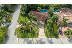 1661 Bel Air Avenue, Lauderdale By The Sea, FL 33062 Sold 03/31/24
