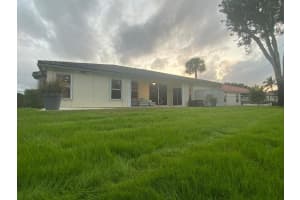 126 Cocoplum Circle, Royal Palm Beach, FL 33411 Sold 04/19/24