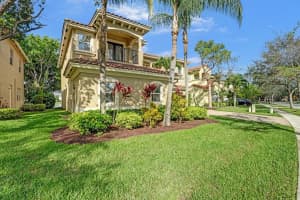 665 Triana Street, West Palm Beach, FL 33413 Sold 03/04/24
